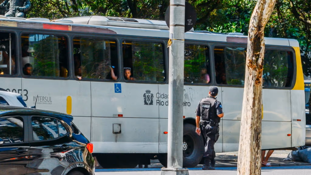 As regras mais importantes para sair tranquilo de uma blitz