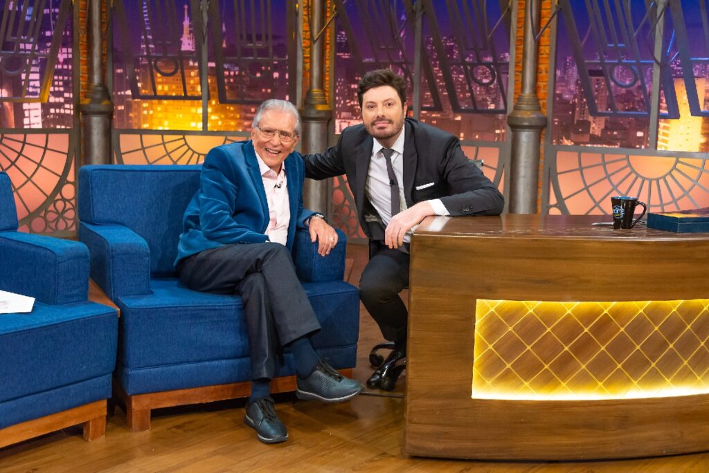 Carlos Alberto de Nóbrega e Danilo Gentili fazem SBT vencer a Globo