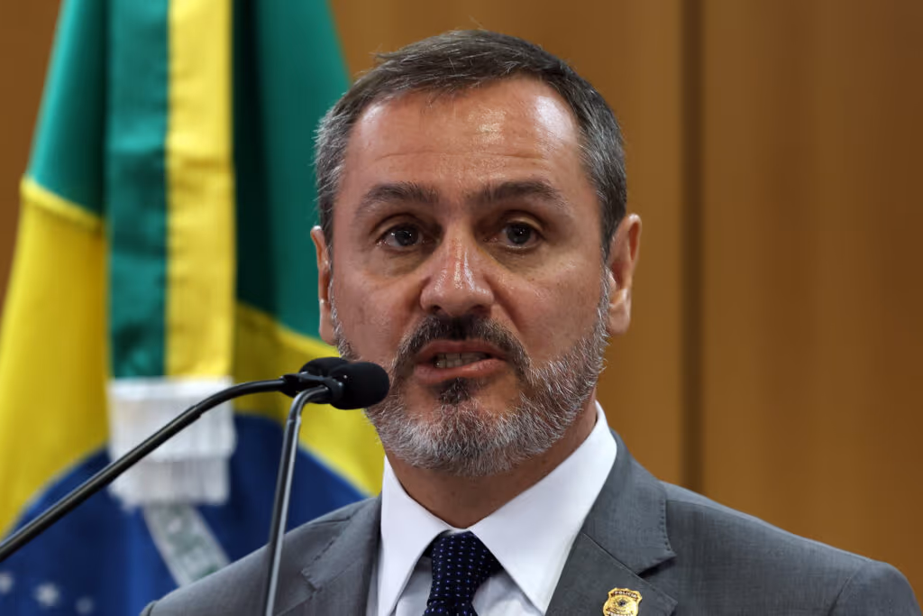 Equiparar facções ao terrorismo é “erro técnico”, diz diretor da PF