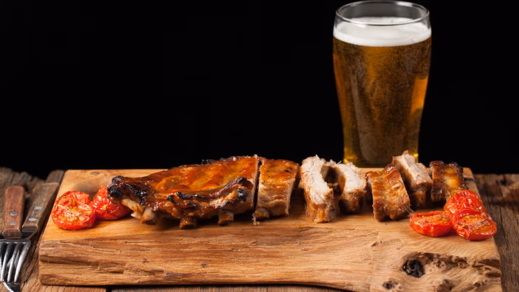 As carnes que mais combinam com cervejas artesanais no churrasco