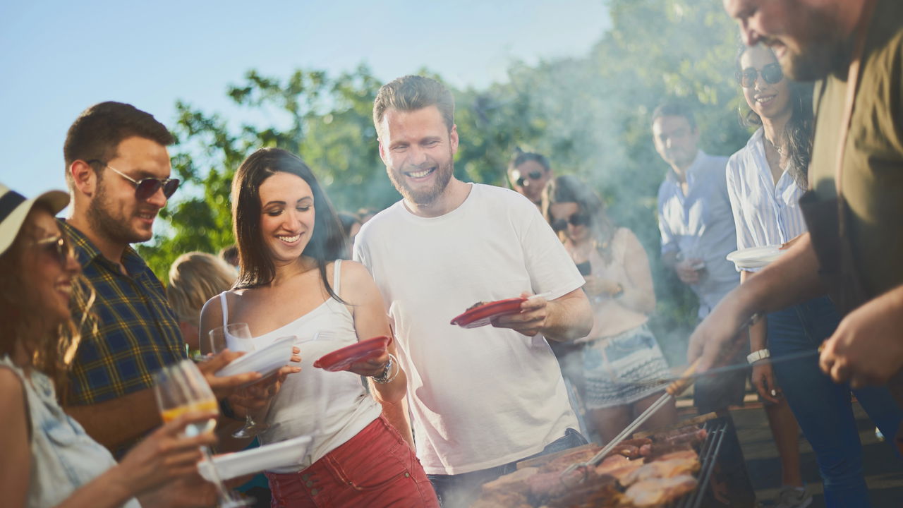 Como servir um churrasco para muita gente sem perder o controle