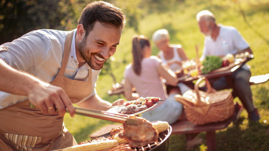 Como servir um churrasco para muita gente sem perder o controle