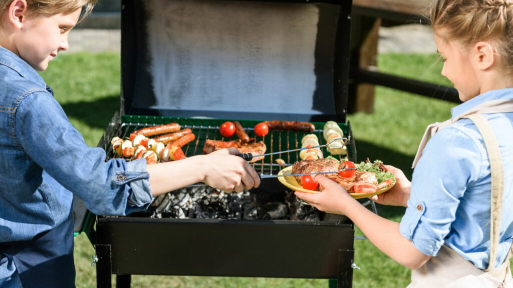 Como adaptar o churrasco tradicional para crianças pequenas