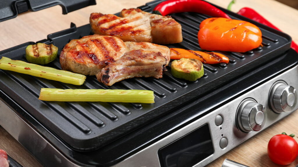 Como fazer um bom churrasco usando apenas grill elétrico