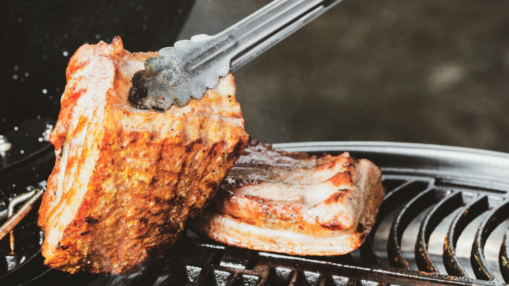 Churrasco durante o inverno? Veja o que muda no preparo