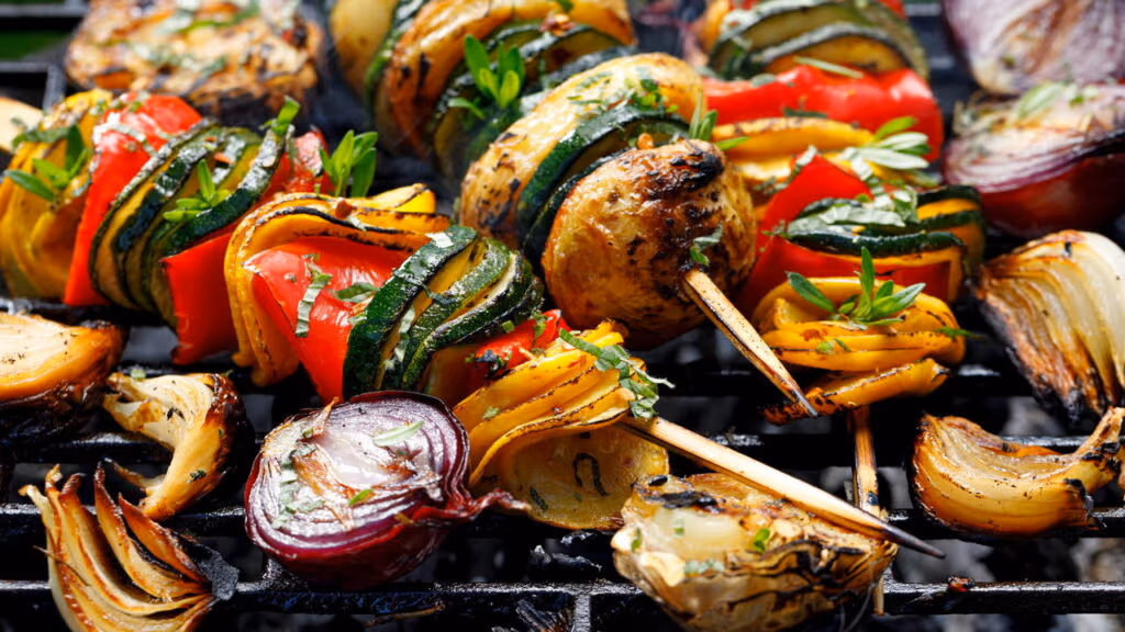 Como preparar um churrasco vegetariano completo e saboroso