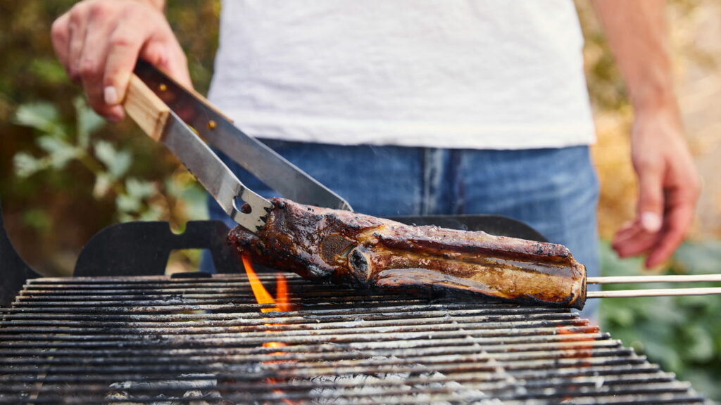 Truques para manter a churrasqueira limpa e pronta para o próximo churrasco