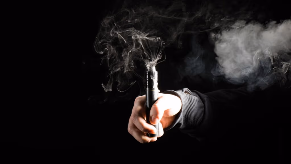 Esse é o efeito do cigarro eletrônico no seu corpo