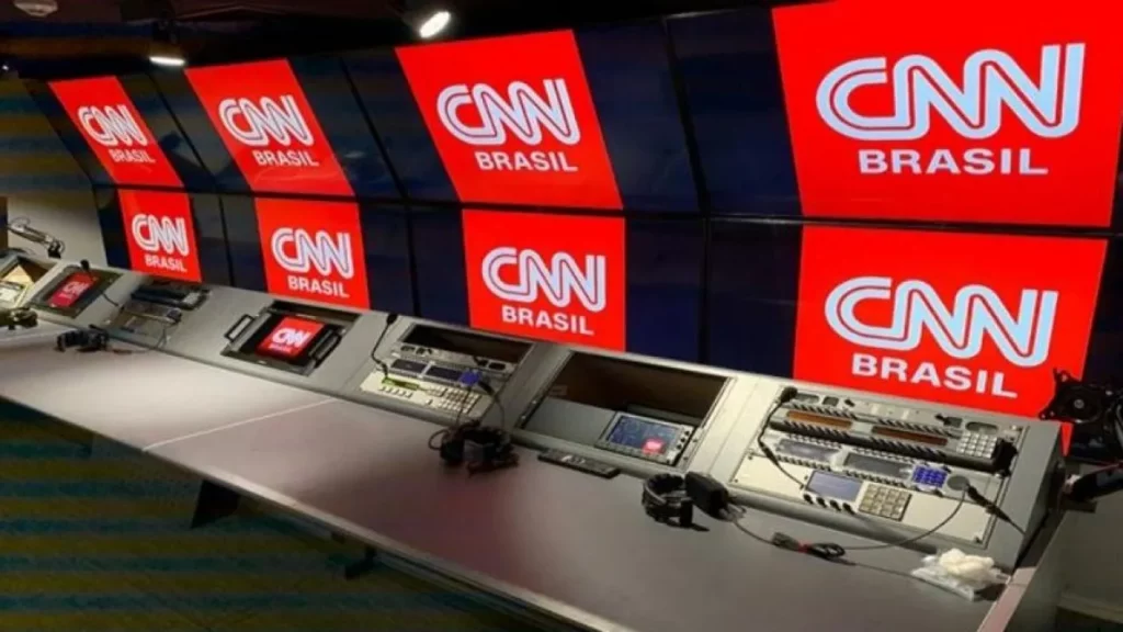 TVs rivais acusam CNN de favorecimento em verbas públicas