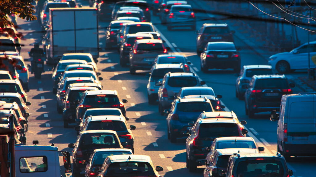 As leis de trânsito mais esquisitas já criadas ao redor do planeta