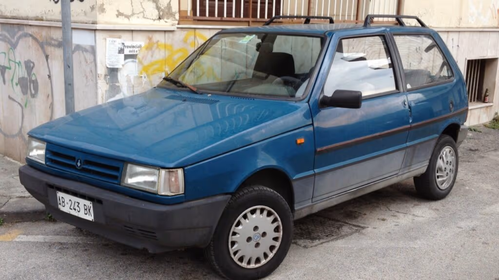 Esse carro herda o DNA do Uno e tem manutenção barata que cabe no bolso