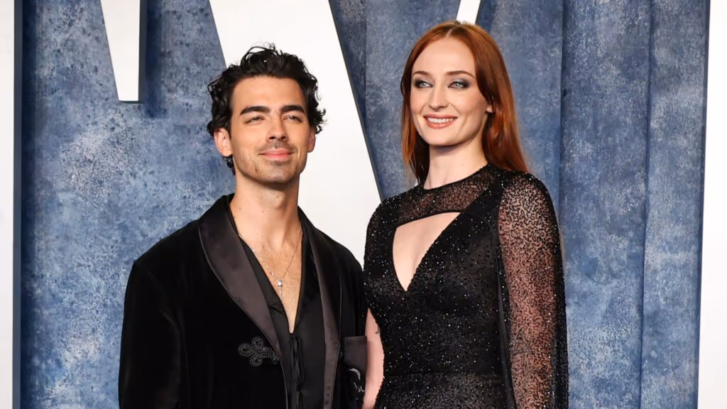 Joe Jonas revela medo de se apaixonar após divórcio