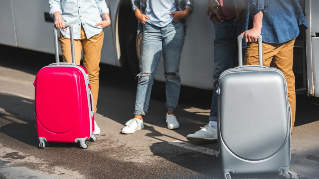 Malas com GPS, cadeado TSA e mais: o que realmente vale a pena?