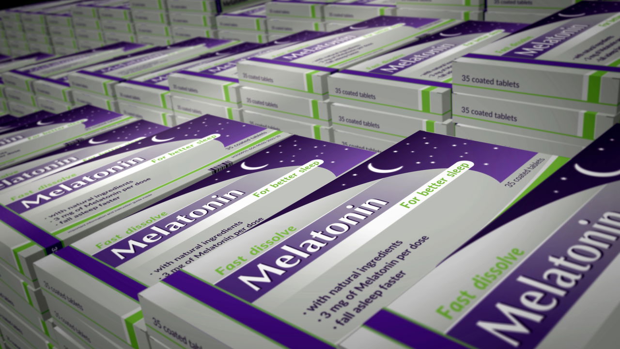 Tomar melatonina toda noite pode estar sabotando seu sono em vez de ajudar