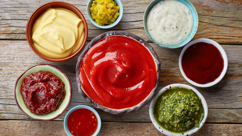 Molhos que transformam qualquer carne simples em prato de chef