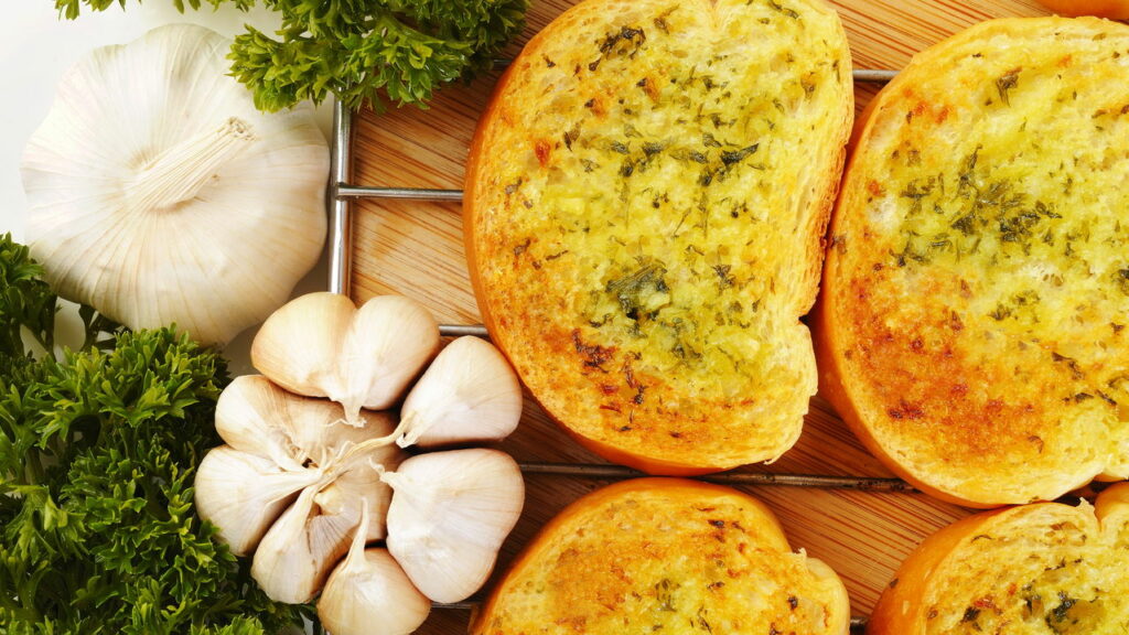 Revelados os segredos para o pão de alho perfeito