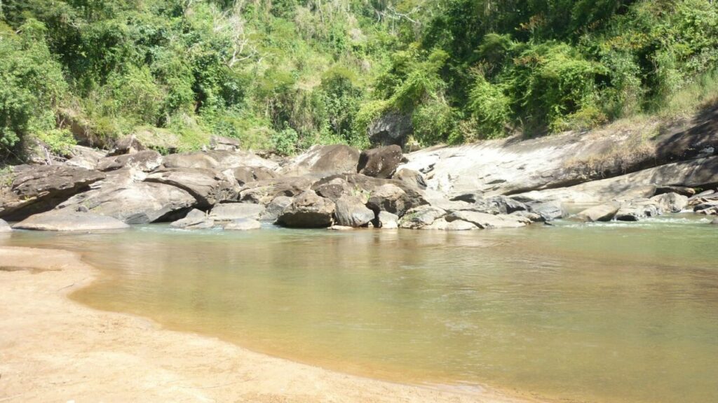 Essas praias secretas são o paraíso para quem deseja relaxar sossegado