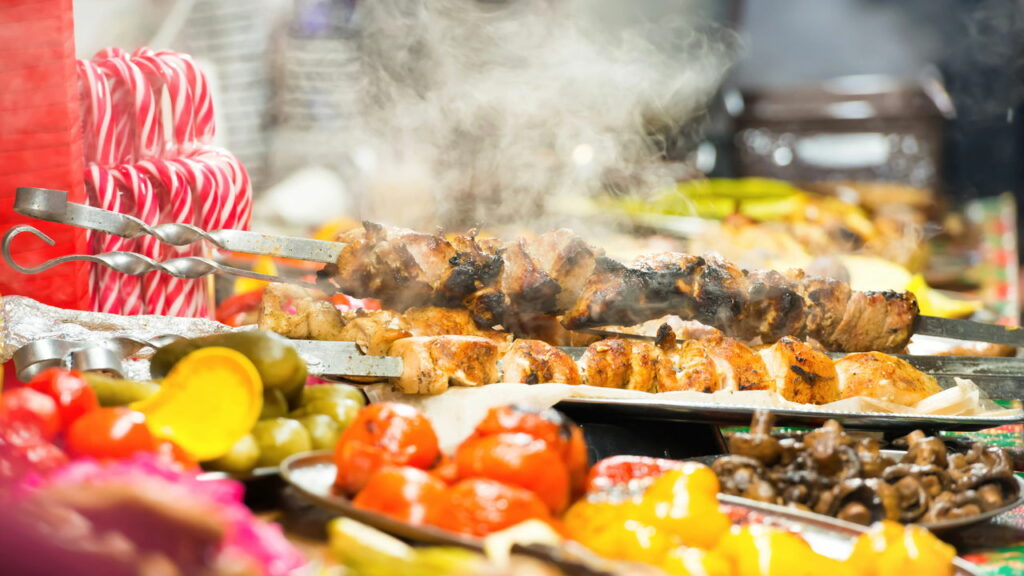 Como reaproveitar as sobras do churrasco em pratos incríveis no dia seguinte