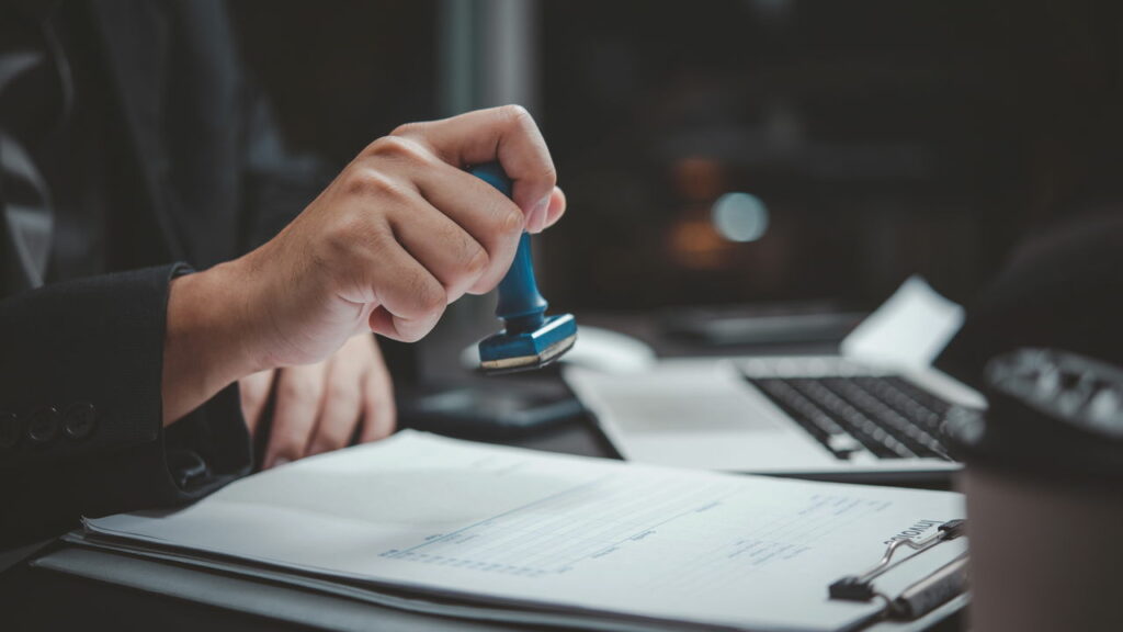 Apesar de não haver uma lista oficial, os cartórios podem não aceitar algumas escolhas de nome - Créditos: depositphotos.com / aoo8449