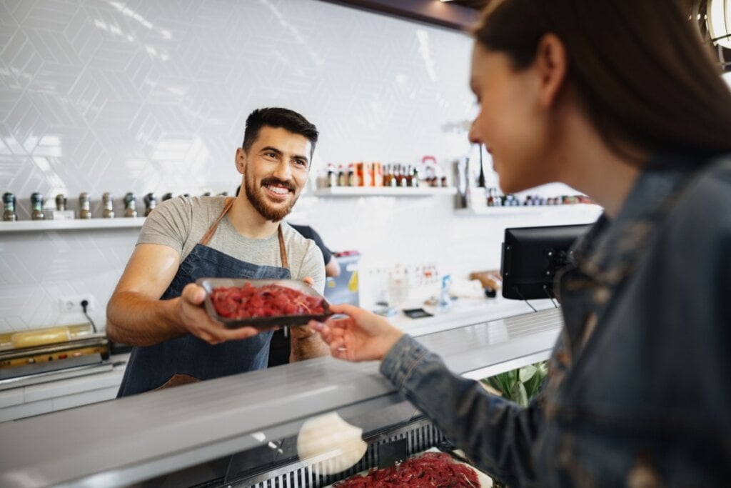 Veja os perigos da carne extremamente vermelha para a saúde