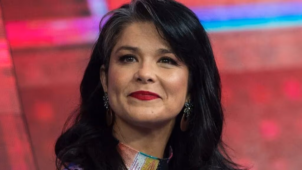 Samara Felippo revela que foi traída durante gravidez