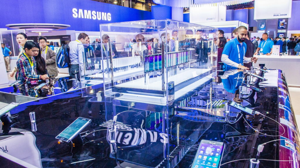 Samsung paga até 50% do valor do celular antigo na troca