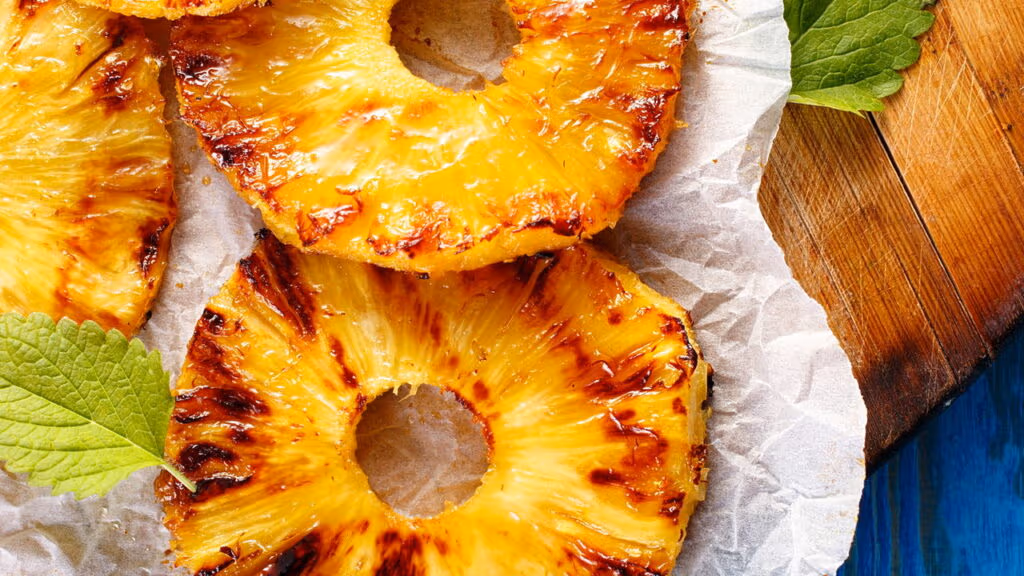 As melhores opções de sobremesa na brasa para fechar o churrasco com chave de ouro