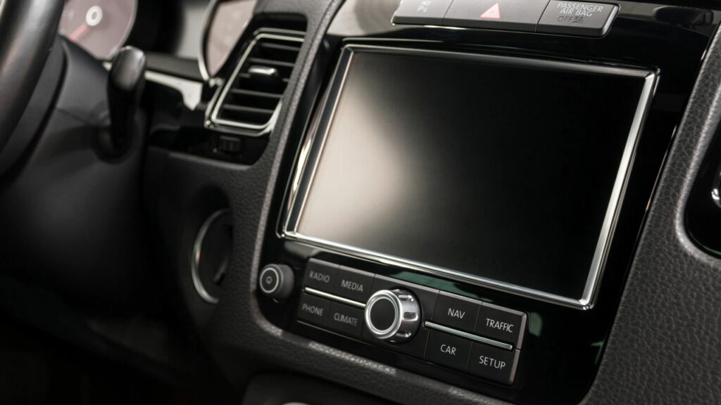 Como funciona a fiscalização de som automotivo em vias públicas