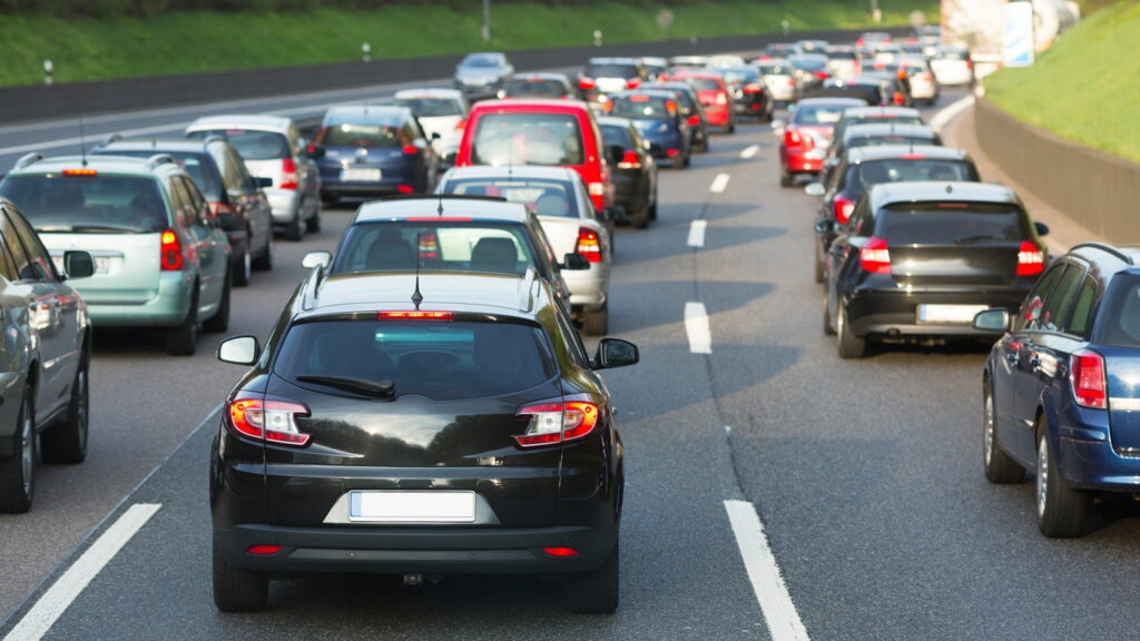 Brasil pode adotar sistema que flagra excesso de velocidade sem radar fixo

