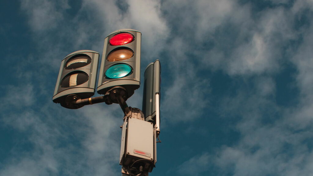 As pegadinhas de trânsito que mais confundem motoristas em áreas urbanas
