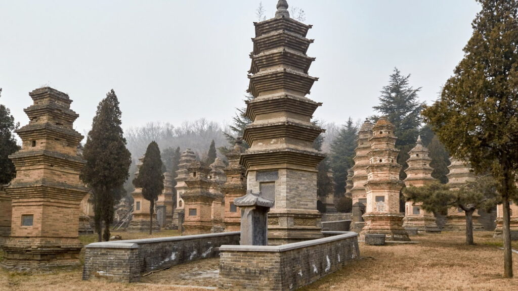 Descobertas arqueológicas revelam túmulo de rei pré-histórico na China