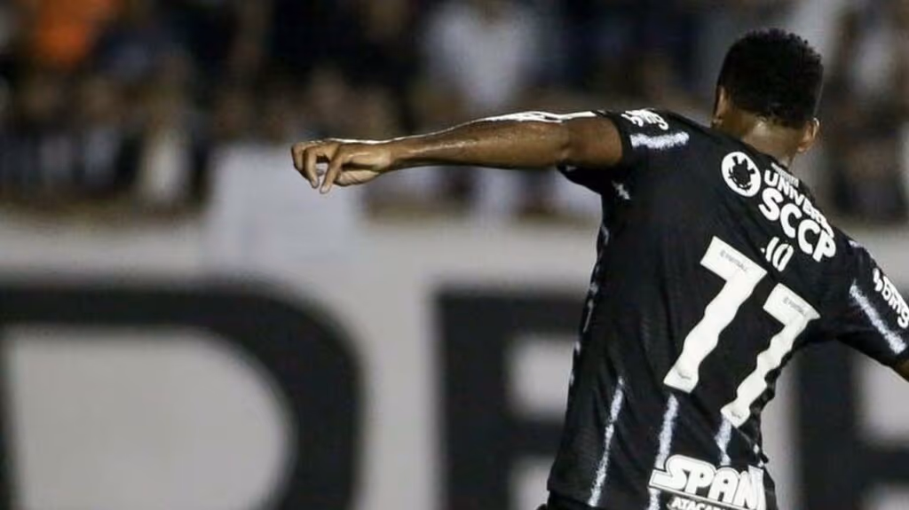Ex-jogador do Corinthians, Jô é solto após prisão
