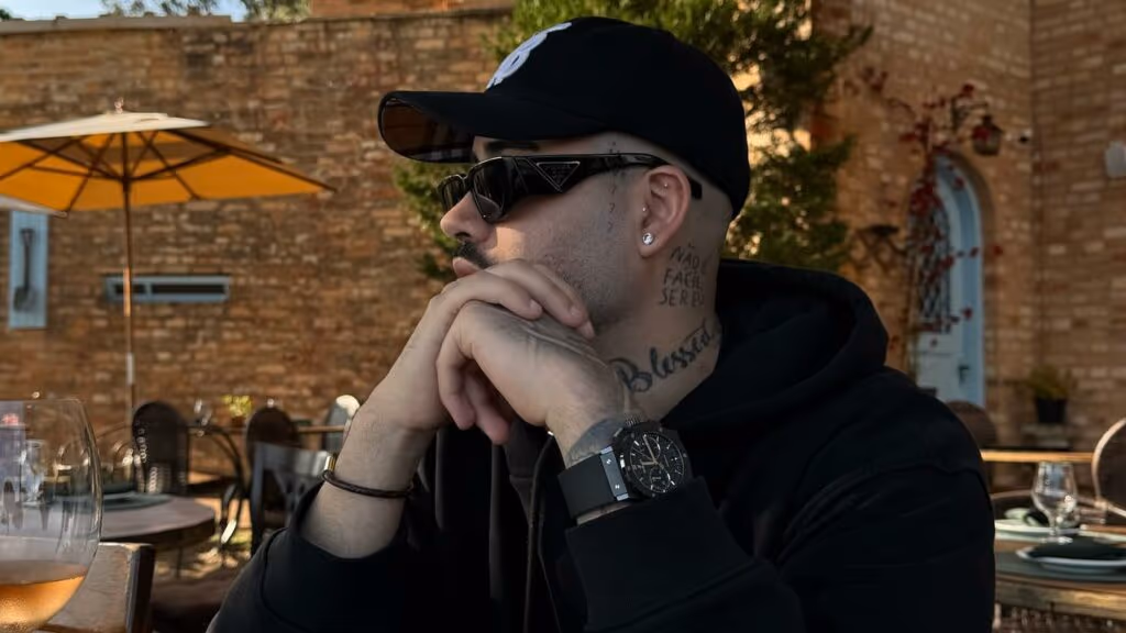 Kevinho e Zé Felipe tiveram um relacionamento? Cantor se pronuncia