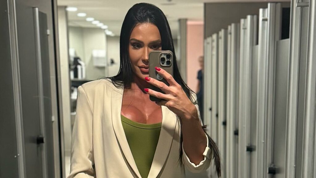 Gracyanne Barbosa esclarece sua ligação com Silas Malafaia