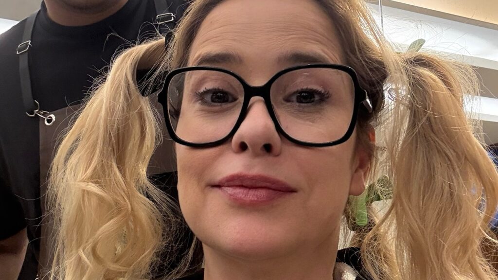 Palomma Duarte renova visual após novela “Garota do Momento”