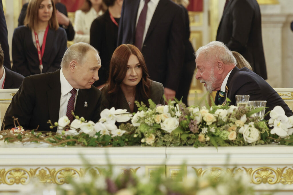 Crusoé: Por que Putin não virá à cúpula do Brics no Brasil