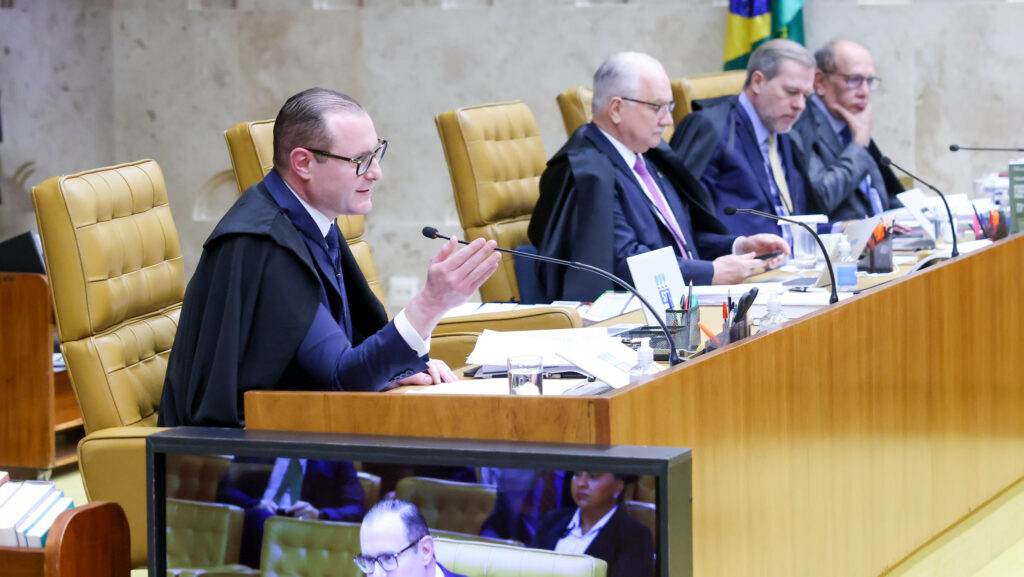 O livro vermelho do STF