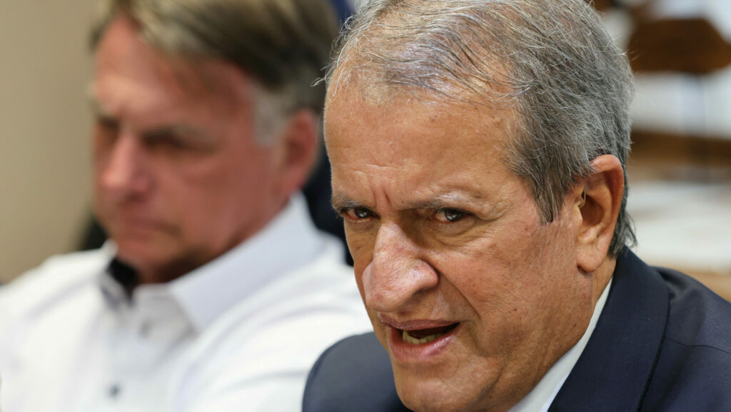 Roberto Reis na Crusoé: Não é a direita que vai ganhar a eleição de 2026