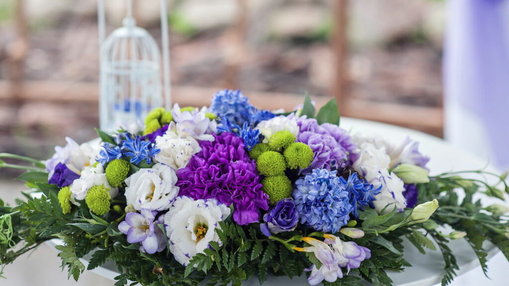 A 'Regra 3-5-8' é o segredo de todo florista para criar arranjos de flores deslumbrantes