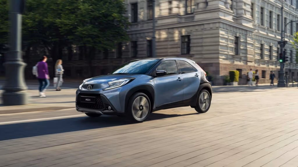 Toyota revela novo SUV que vira sonho de consumo fazendo mais de 30 km por litro