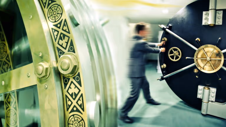 Banco comunica fechamento em 50 dias