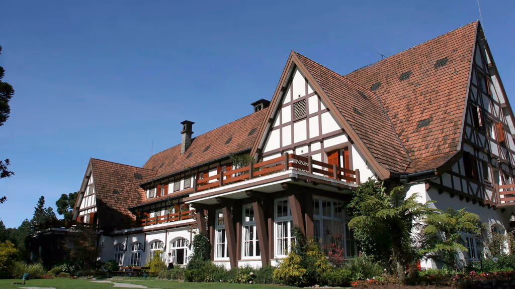 Cidade a 1.628 metros de altitude tem temperaturas que chegam a zero grau no inverno