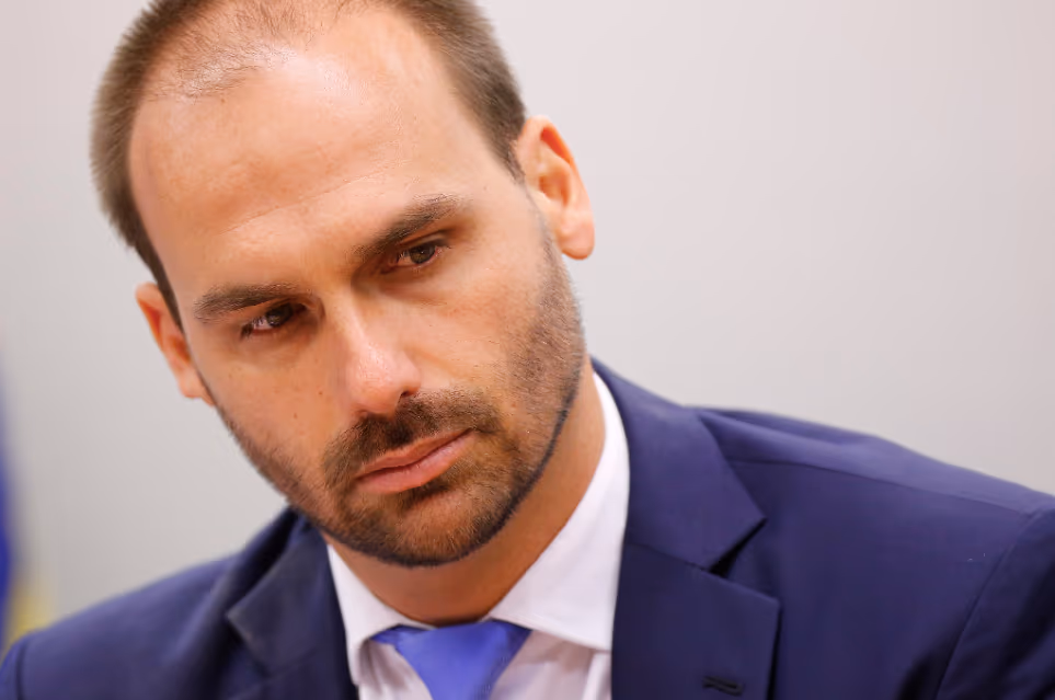 Eduardo Bolsonaro: “Não vou fazer nenhum tipo de renúncia”