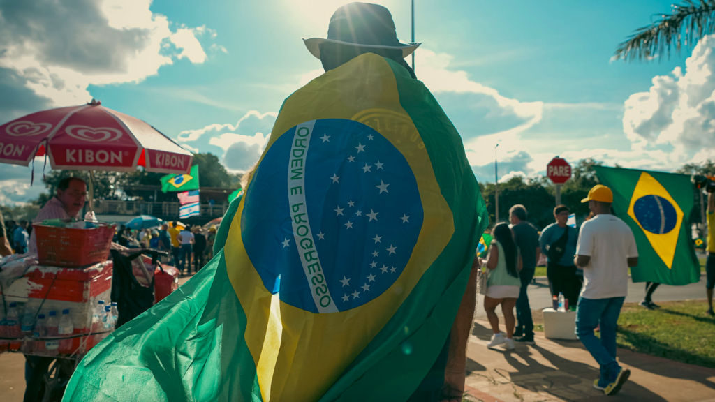 O Brasil cansou de Lula e Bolsonaro