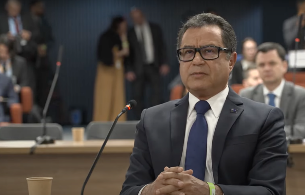 Moraes autoriza leitura, trabalho interno e cursos EAD a Garnier