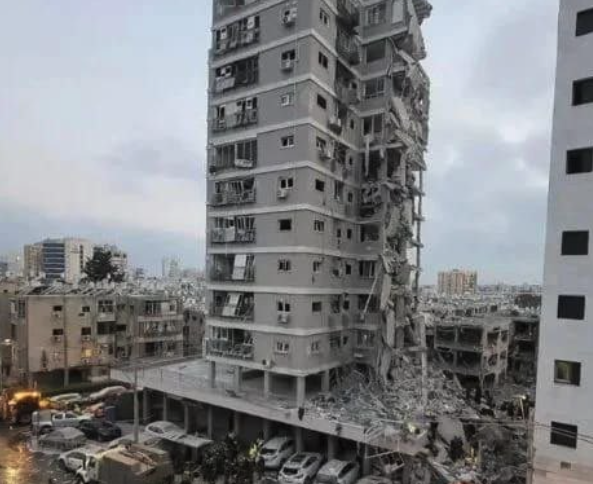 Ataques do Irã deixam mortos e desaparecidos em cidades israelenses