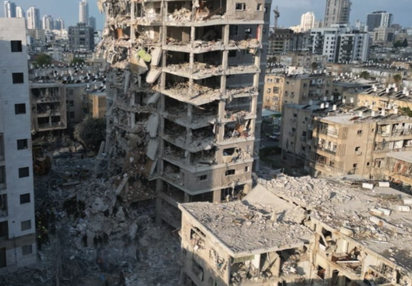 Irã lança nova ofensiva contra Israel