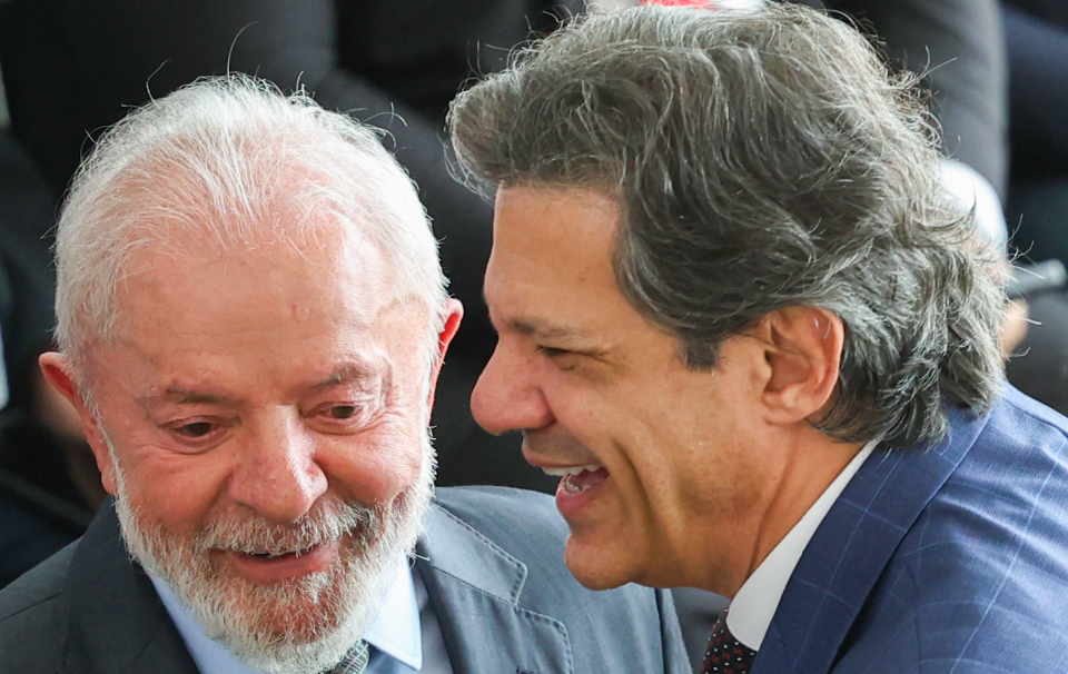 Crusoé: E o IOF do Haddad?