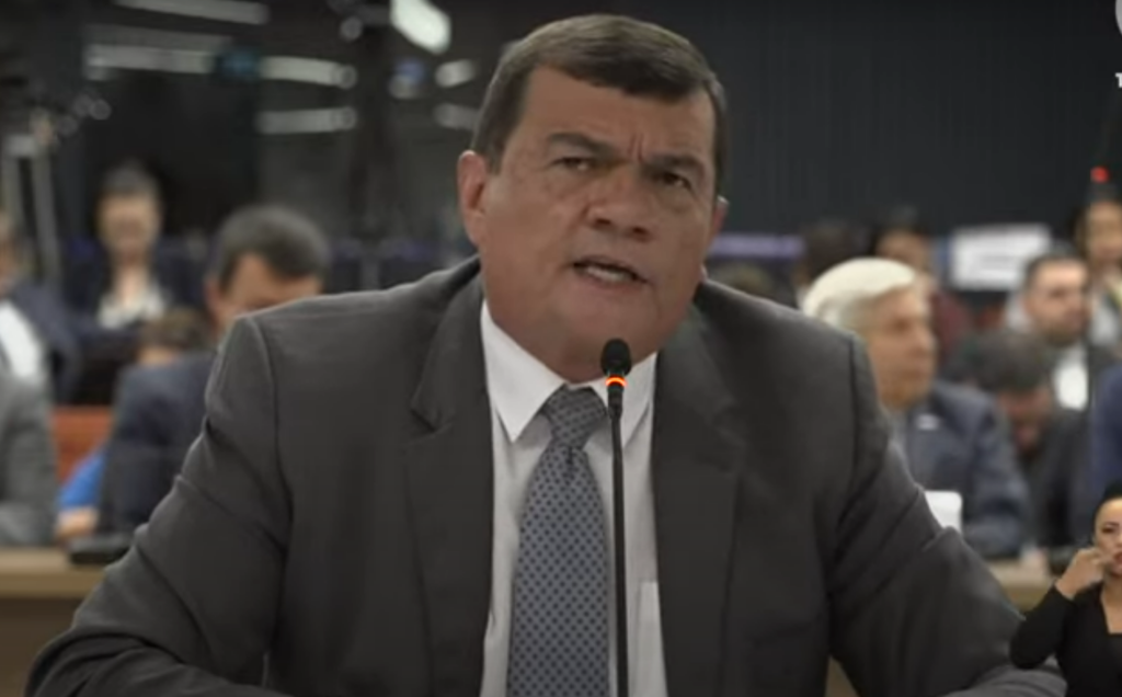 STF fixa pena de 19 anos de prisão para ex-ministro da Defesa