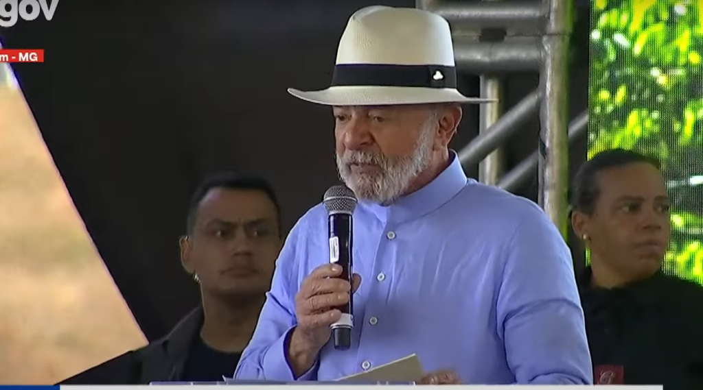 “Covardão, quase se borrando”, diz Lula sobre Bolsonaro em depoimento